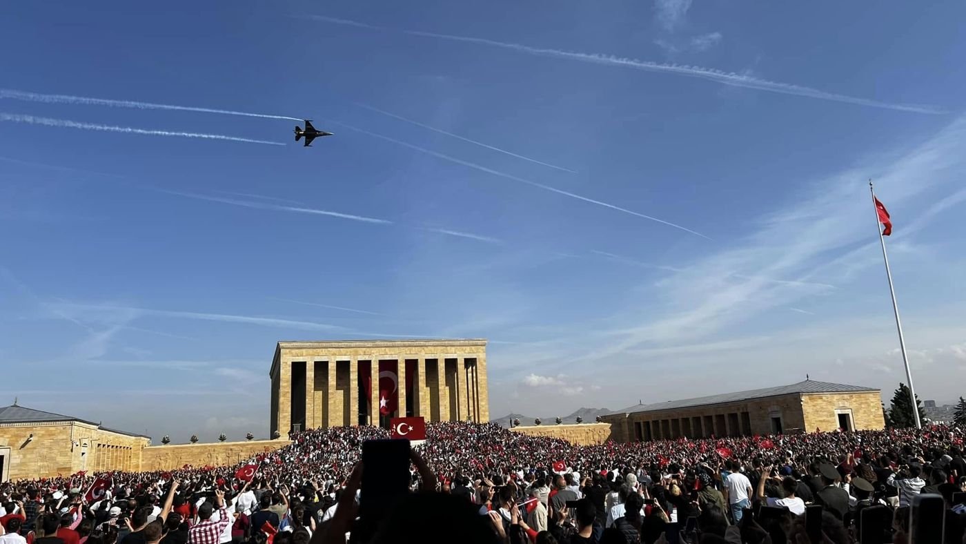 Cumhuriyet’in 100. yılında Anıtkabir ziyareti